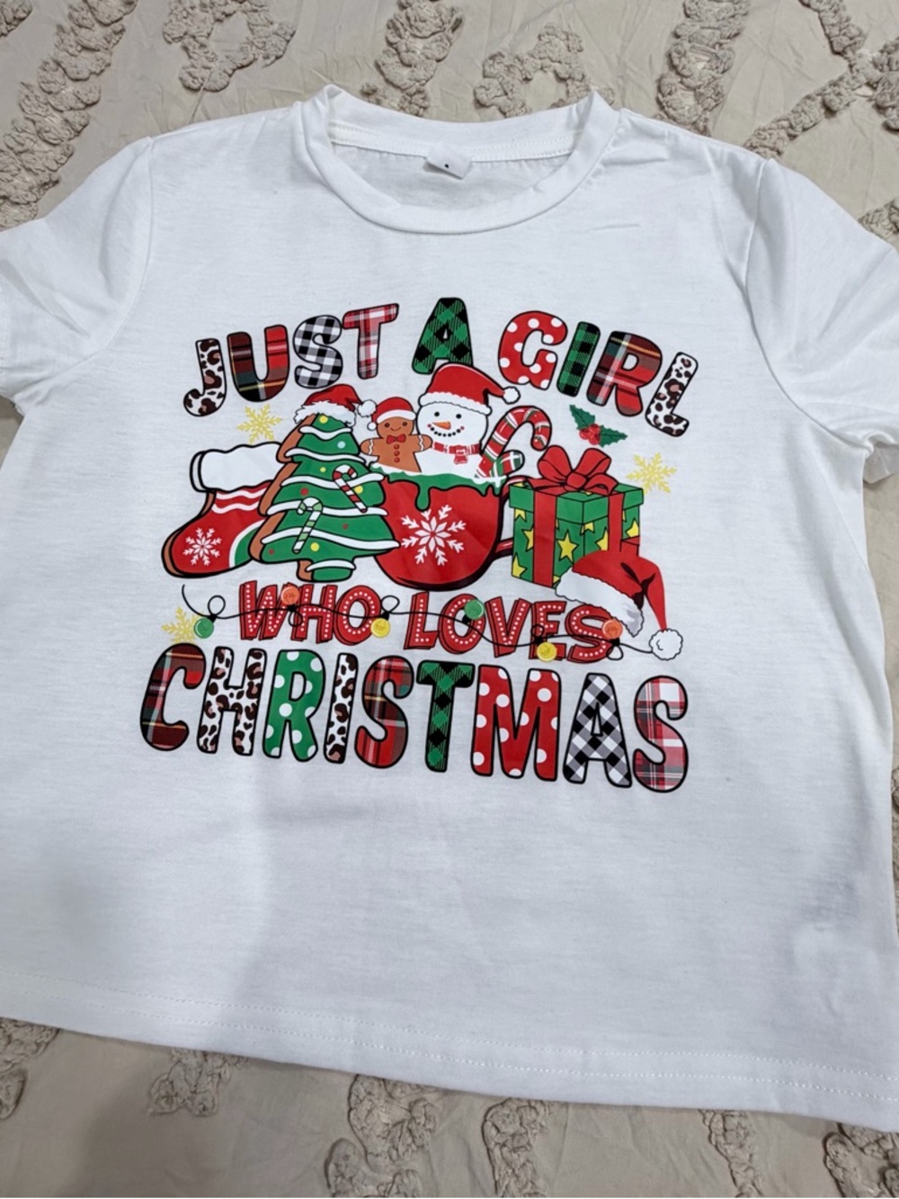 SHEIN White Girls' Christmas Graphic Tee with Red, Green, Black Accents